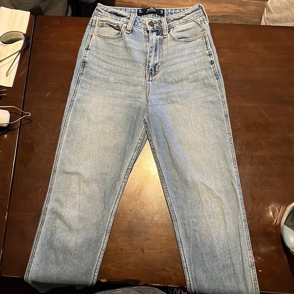 Light wash Hollister ultra high-rise mom jeans
